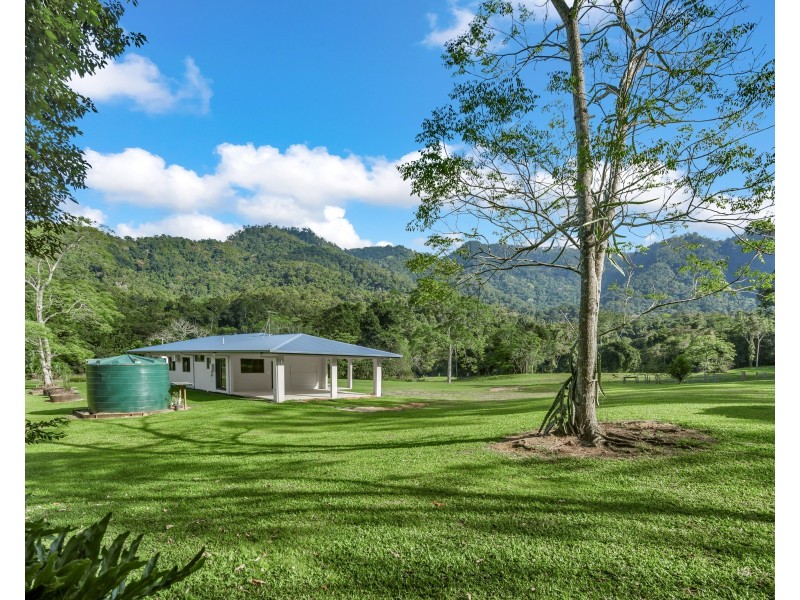 150 Brays Road, Little Mulgrave QLD 4865