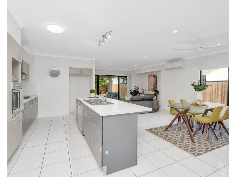 46 City View Crescent, Mooroobool QLD 4870
