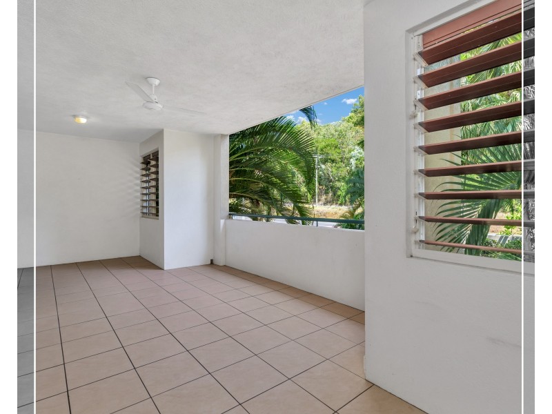 5/1804 Captain Cook Highway, Clifton Beach QLD 4879