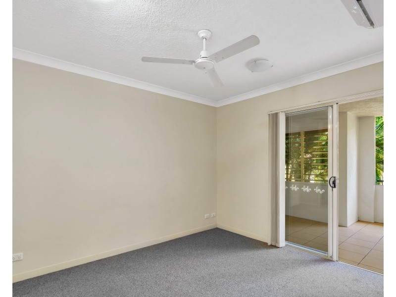 5/1804 Captain Cook Highway, Clifton Beach QLD 4879