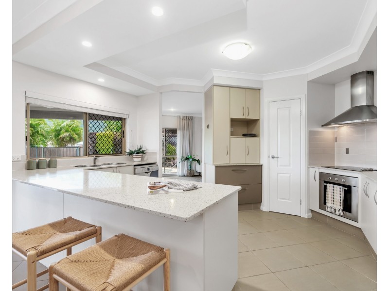 14 Sandover Close, Bentley Park QLD 4869