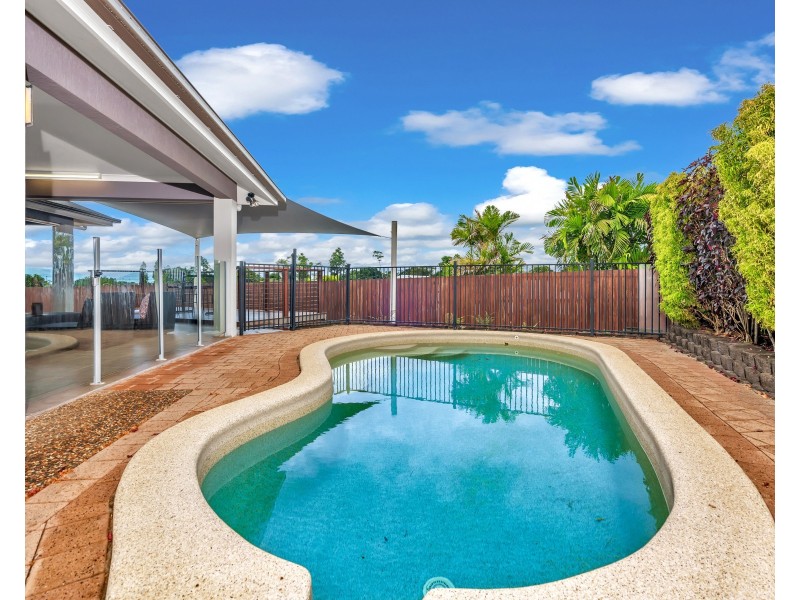 14 Sandover Close, Bentley Park QLD 4869