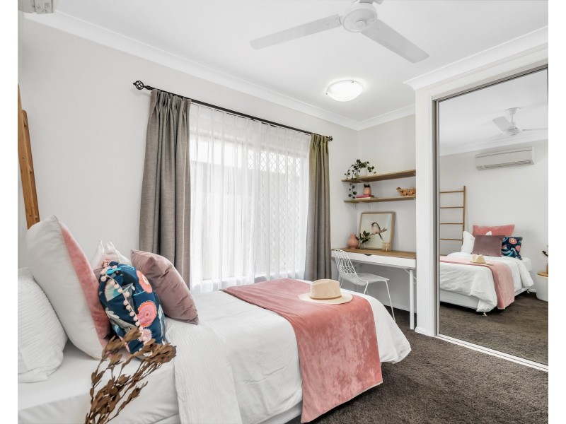 14 Sandover Close, Bentley Park QLD 4869