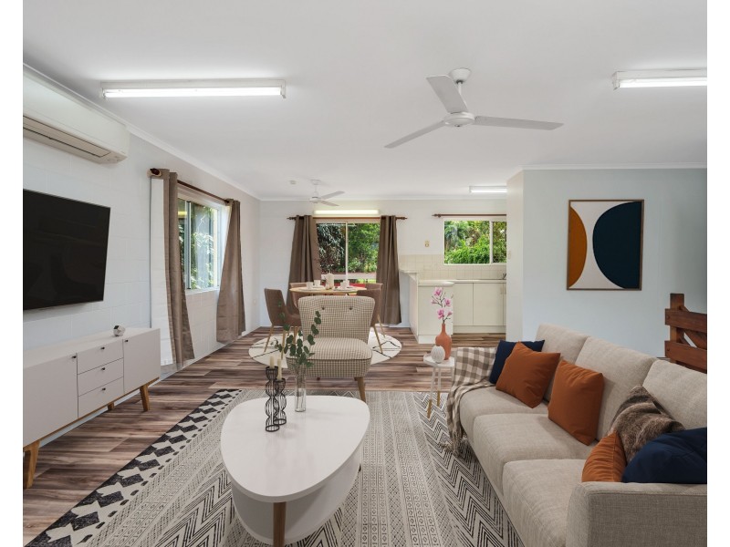 52 Beatrice Street, Mooroobool QLD 4870