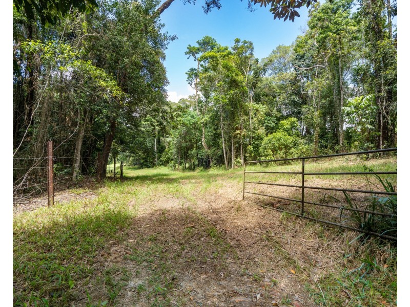 12 Jubilee Road, Jubilee Heights QLD 4860