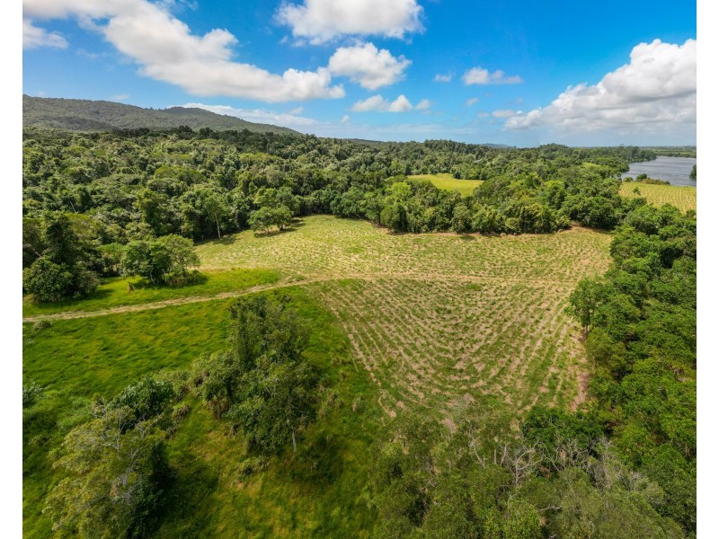 12 Jubilee Road, Jubilee Heights QLD 4860