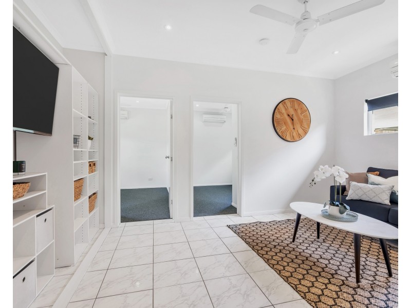 21 Dunbar Street, Mooroobool QLD 4870