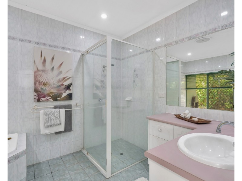 21 Dunbar Street, Mooroobool QLD 4870