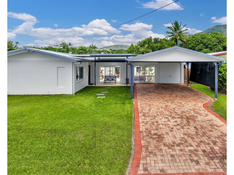 21 Dunbar Street, Mooroobool QLD 4870