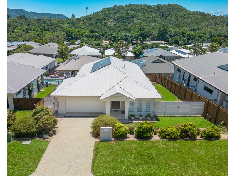62 McFarlane Drive, Kanimbla QLD 4870