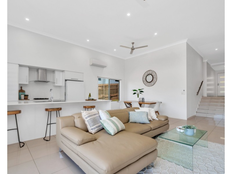 62 McFarlane Drive, Kanimbla QLD 4870