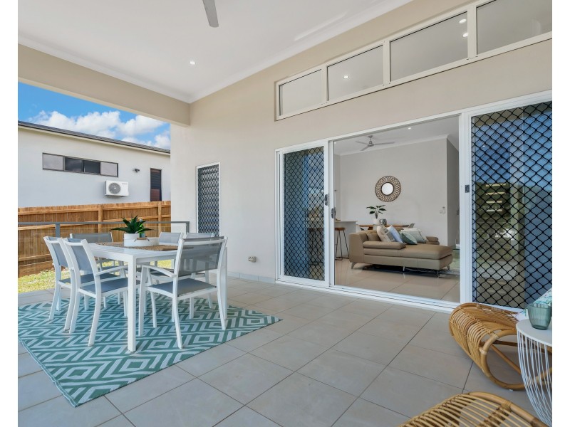 62 McFarlane Drive, Kanimbla QLD 4870