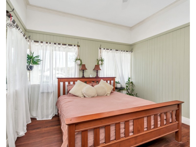 30 Rowe Street, Earlville QLD 4870