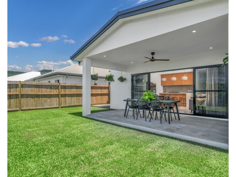 138 Charringa Link, Smithfield QLD 4878