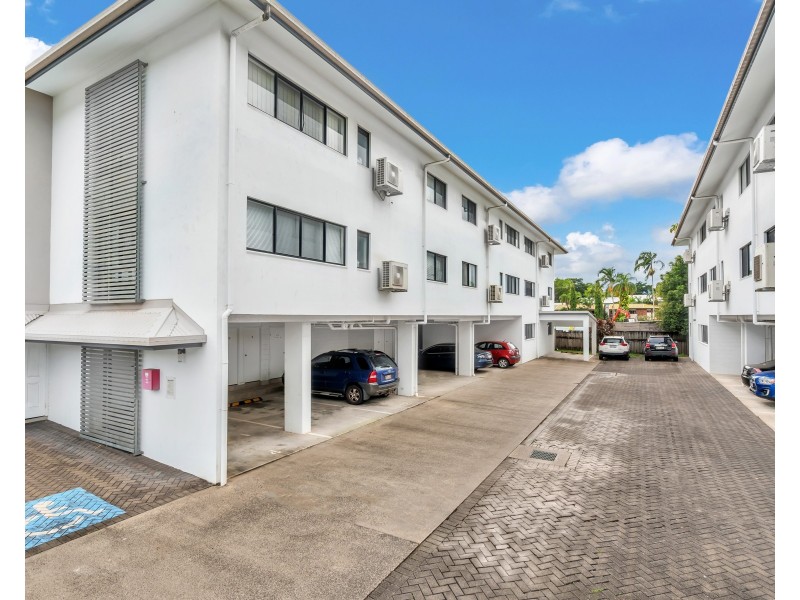 15/4 Olive Street, Manoora QLD 4870