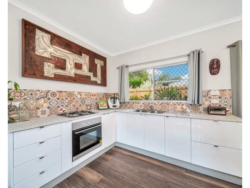 2/5 Ireland Crescent, Whitfield QLD 4870