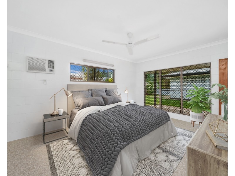101 Upper Richardson Street, Whitfield QLD 4870