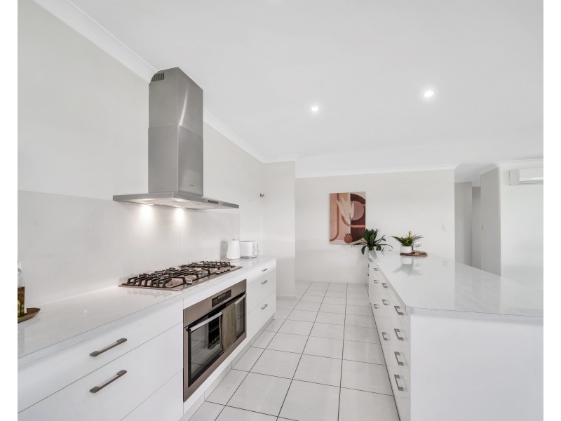 46 Canopys Edge Boulevard, Smithfield QLD 4878