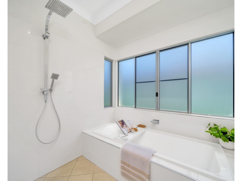 46 Canopys Edge Boulevard, Smithfield QLD 4878