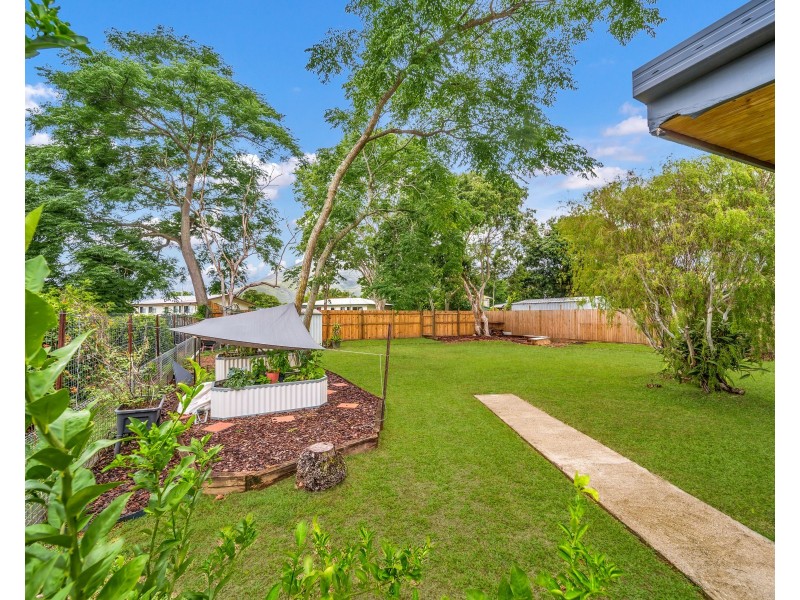 30 Buzacott Street, Gordonvale QLD 4865