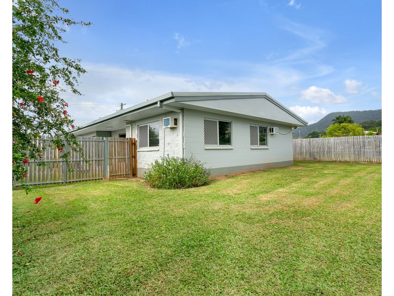 6 Alma Street, Woree QLD 4868