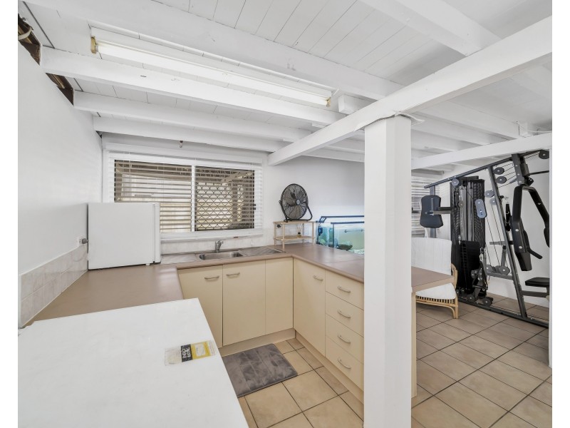 27 Cavendish Street, Earlville QLD 4870