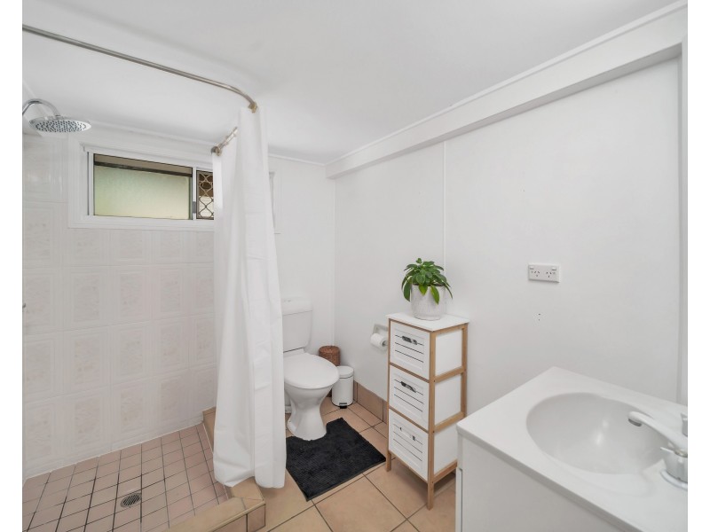 27 Cavendish Street, Earlville QLD 4870