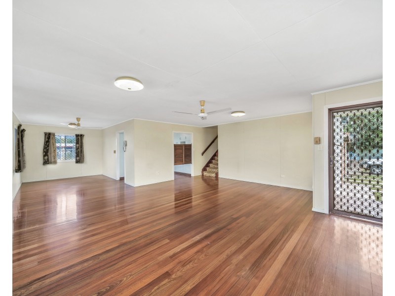 86 Boland Street, Westcourt QLD 4870