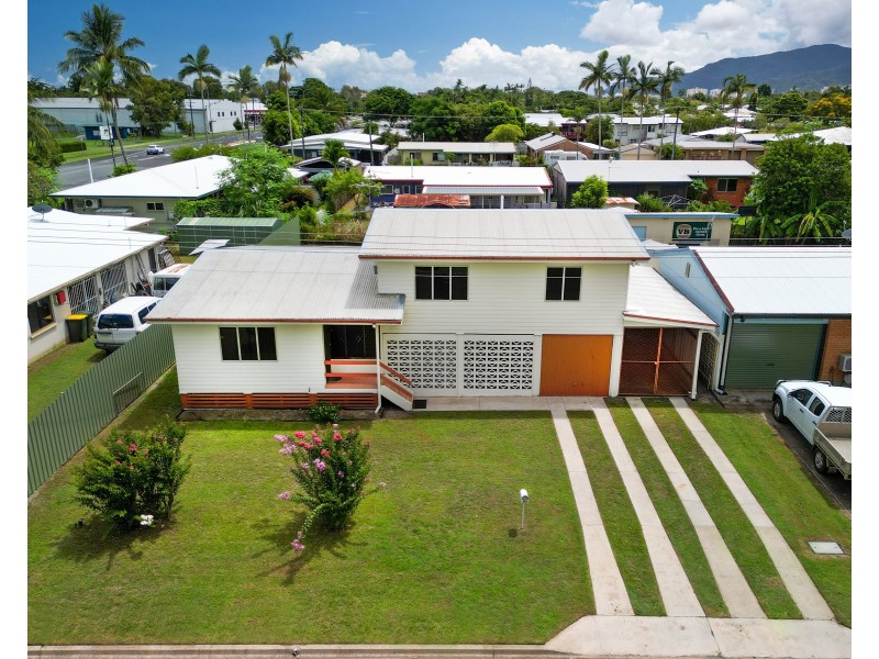 86 Boland Street, Westcourt QLD 4870
