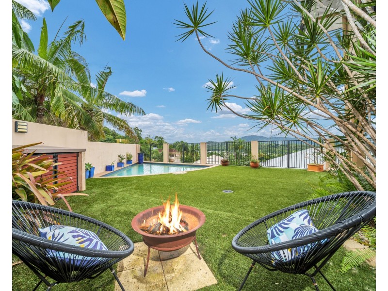 3 Caleb Court, Mooroobool QLD 4870
