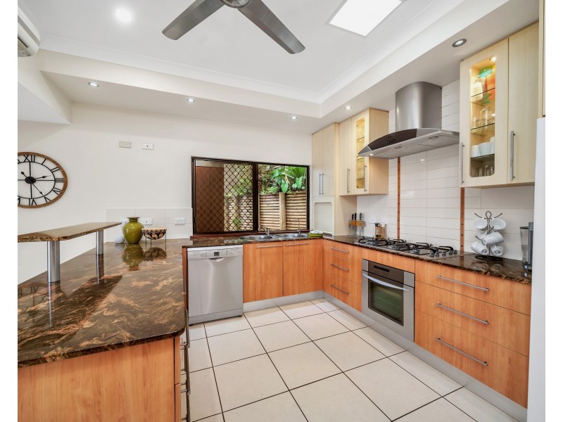 3 Caleb Court, Mooroobool QLD 4870