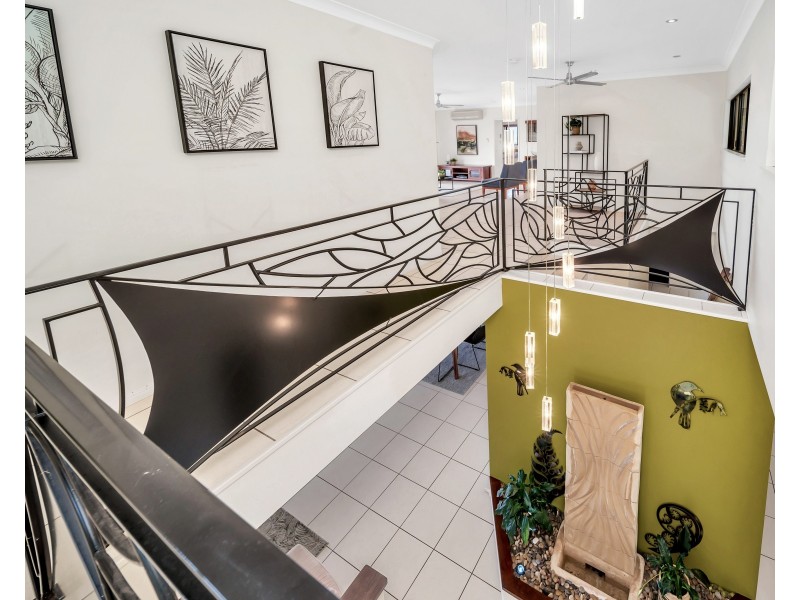 3 Caleb Court, Mooroobool QLD 4870