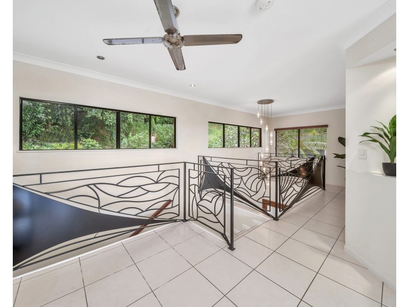3 Caleb Court, Mooroobool QLD 4870