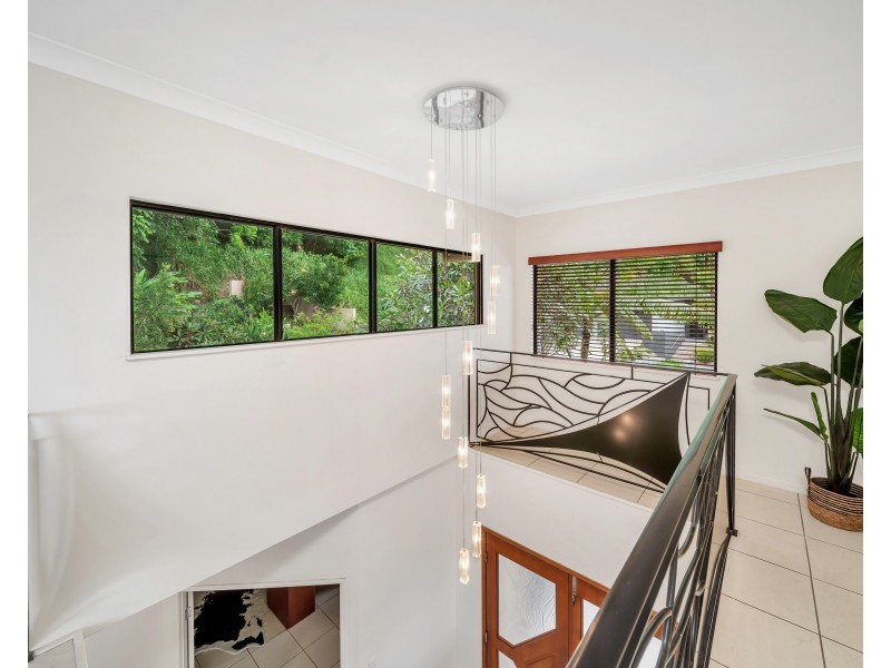 3 Caleb Court, Mooroobool QLD 4870
