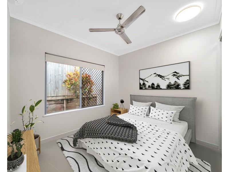 96 Springbrook Avenue, Redlynch QLD 4870