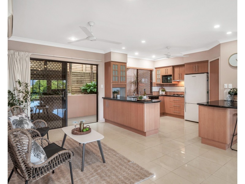 23 Minerva Avenue, Mooroobool QLD 4870