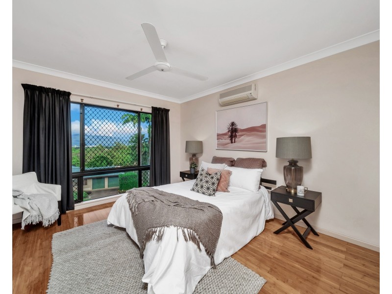 23 Minerva Avenue, Mooroobool QLD 4870