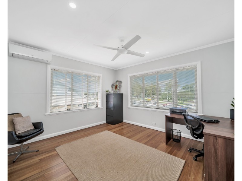 612 Bruce Highway, Woree QLD 4868