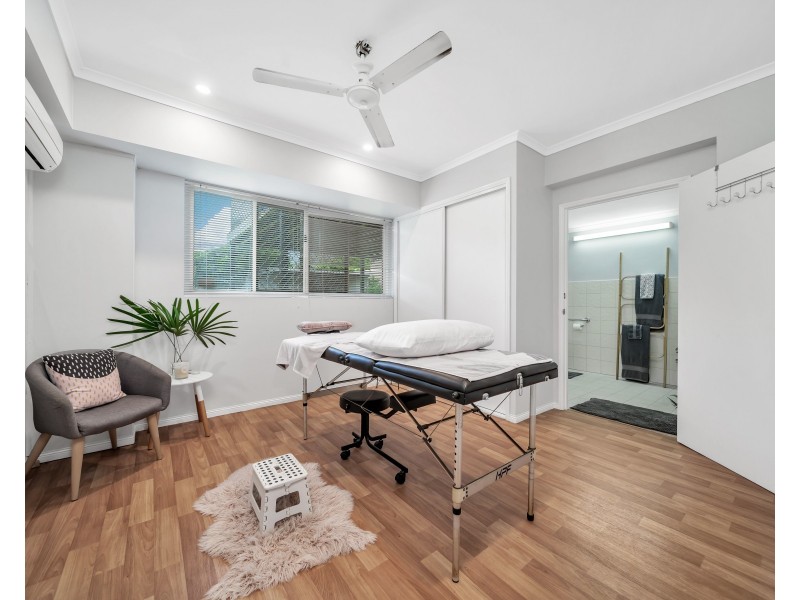 612 Bruce Highway, Woree QLD 4868