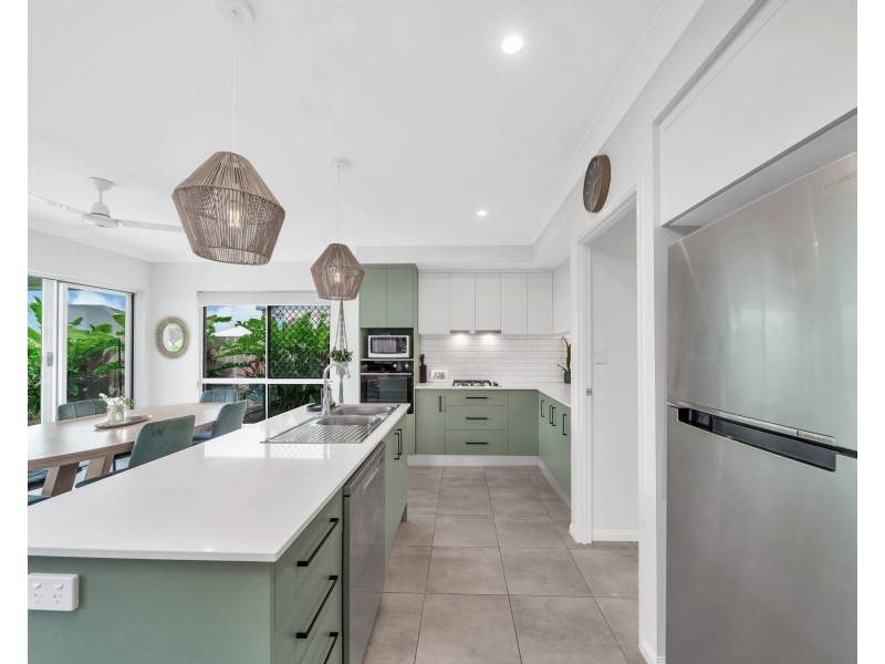 107 Charringa Link, Smithfield QLD 4878