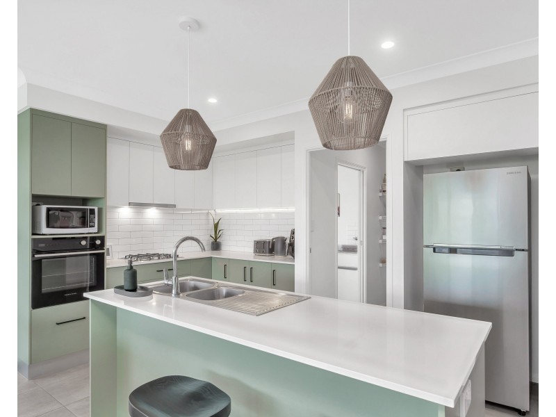 107 Charringa Link, Smithfield QLD 4878