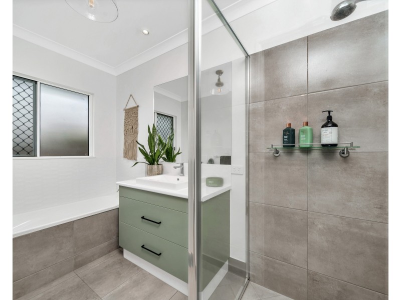 107 Charringa Link, Smithfield QLD 4878