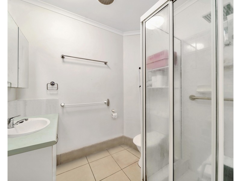 16/20 Pioneer Street, Manoora QLD 4870