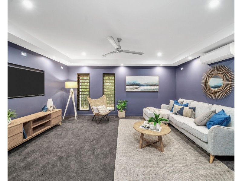 77 McFarlane Drive, Kanimbla QLD 4870