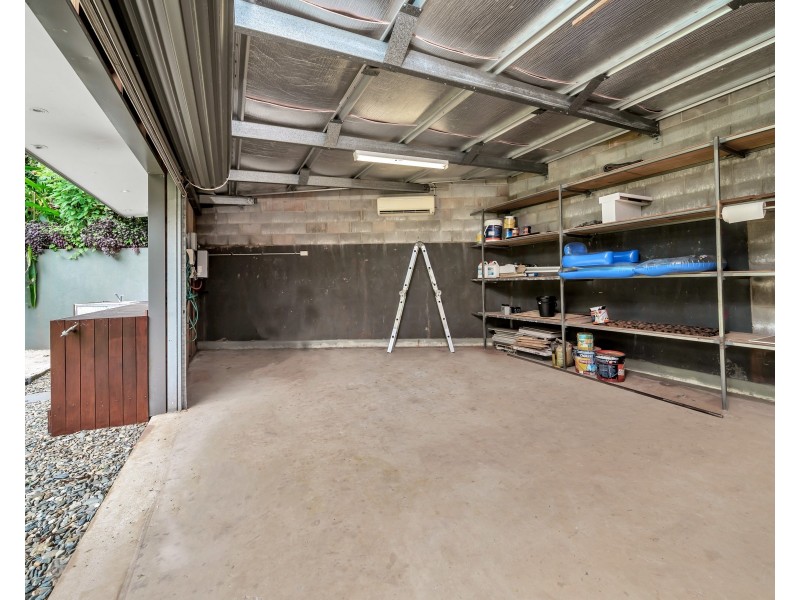 77 McFarlane Drive, Kanimbla QLD 4870