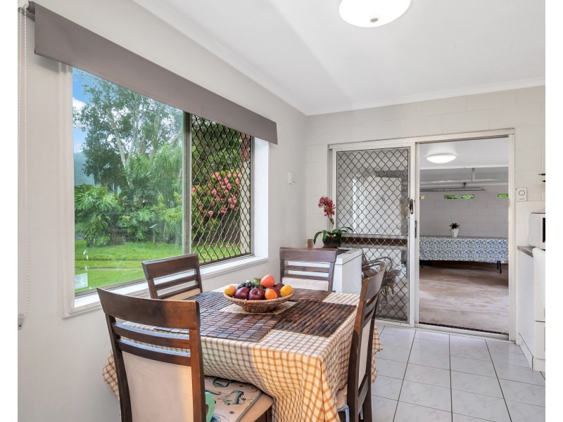 6 Nunga Close, Manunda QLD 4870