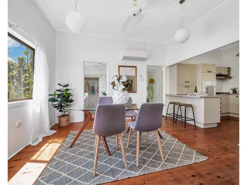 7 David Street, Manunda QLD 4870