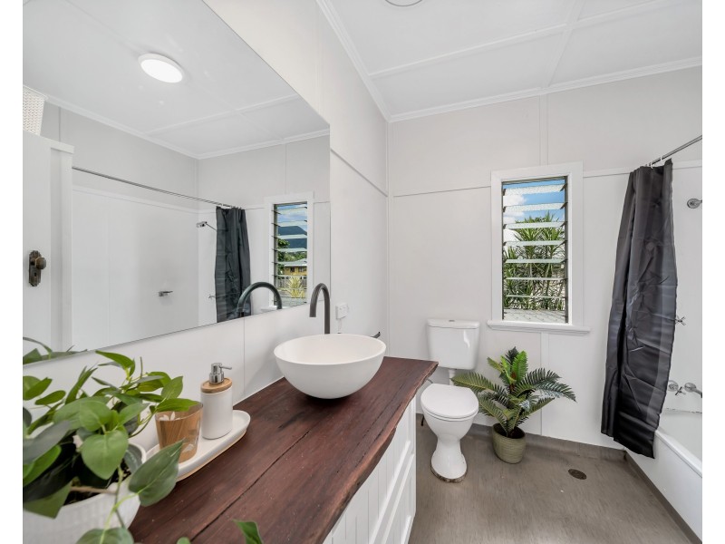 36 Downing Street, Earlville QLD 4870