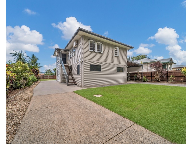 36 Downing Street, Earlville QLD 4870