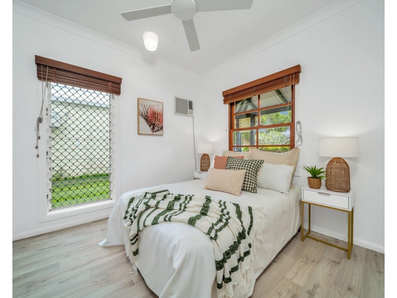 3 Opaline Close, Brinsmead QLD 4870